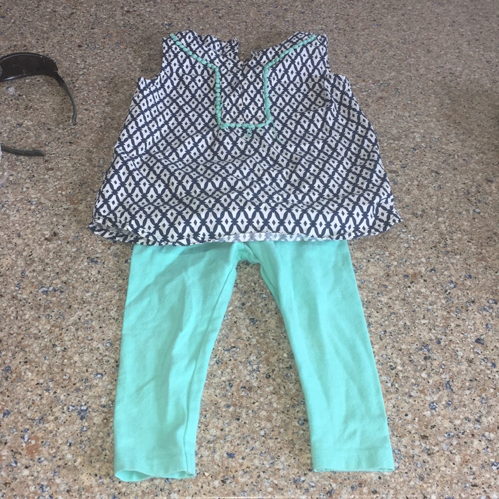 Tunic and Capri leggings